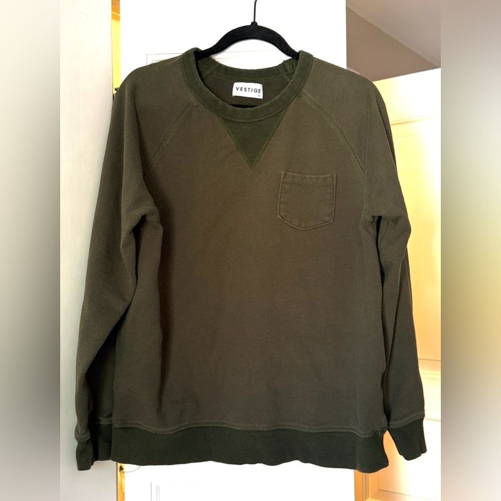Vestige Olive Green Crewneck Sweatshirt 100% Cotton — Size Large